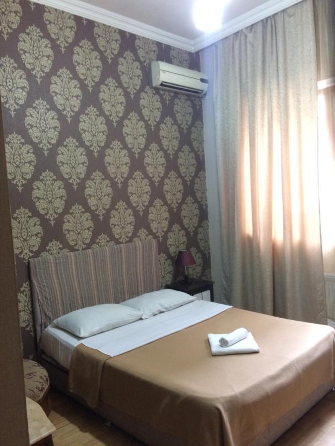 Hotel Albatros Батумі Екстер'єр фото
