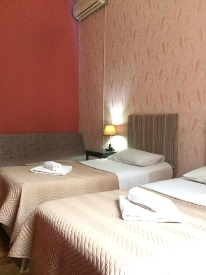 Hotel Albatros Батумі Екстер'єр фото