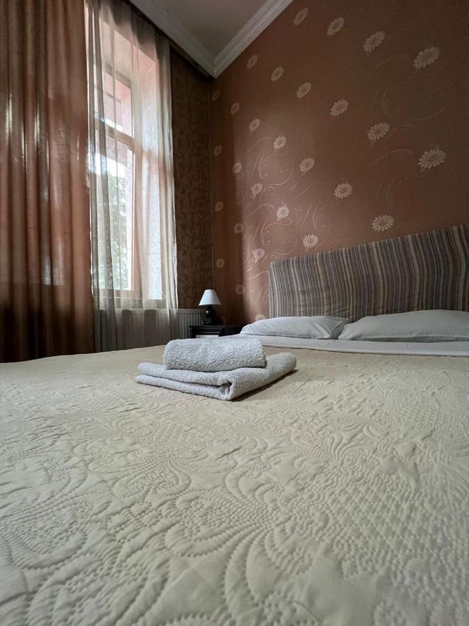 Hotel Albatros Батумі Екстер'єр фото