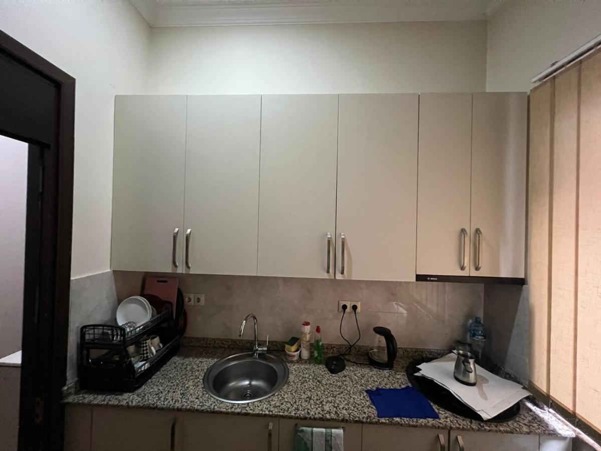 Hotel Albatros Батумі Екстер'єр фото