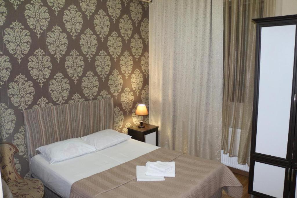 Hotel Albatros Батумі Екстер'єр фото