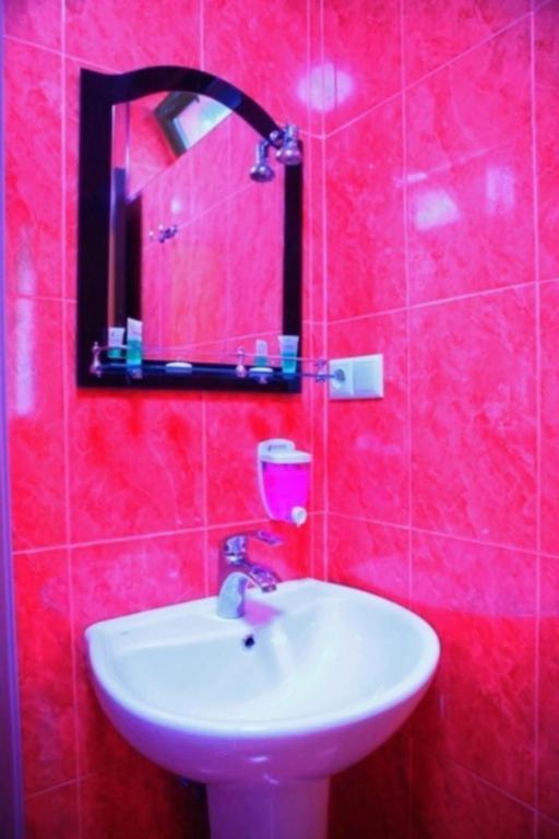 Hotel Albatros Батумі Екстер'єр фото