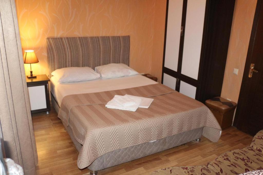 Hotel Albatros Батумі Екстер'єр фото